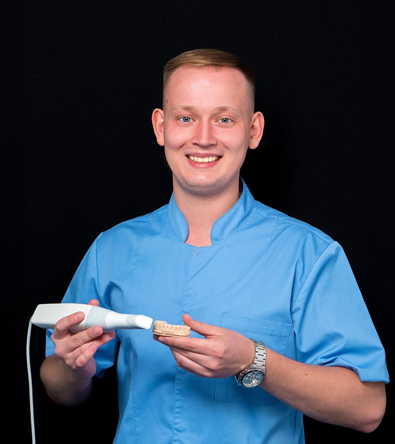 stomatolog Kyiv Dr.Care Clinic